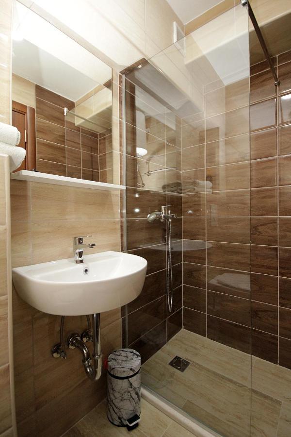 Apartments Residence Dj Petrovac المظهر الخارجي الصورة