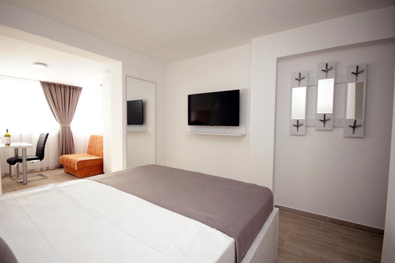 Apartments Residence Dj Petrovac المظهر الخارجي الصورة