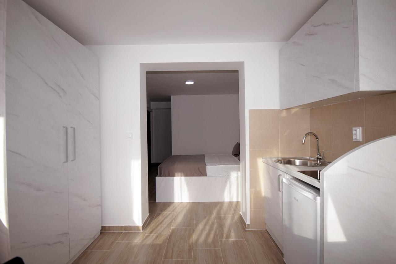 Apartments Residence Dj Petrovac المظهر الخارجي الصورة