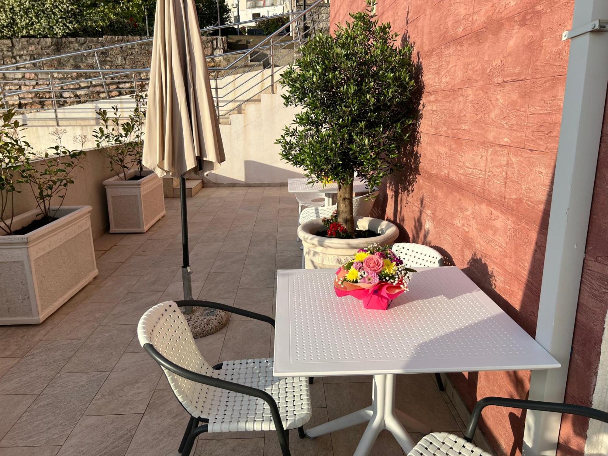 Apartments Residence Dj Petrovac المظهر الخارجي الصورة