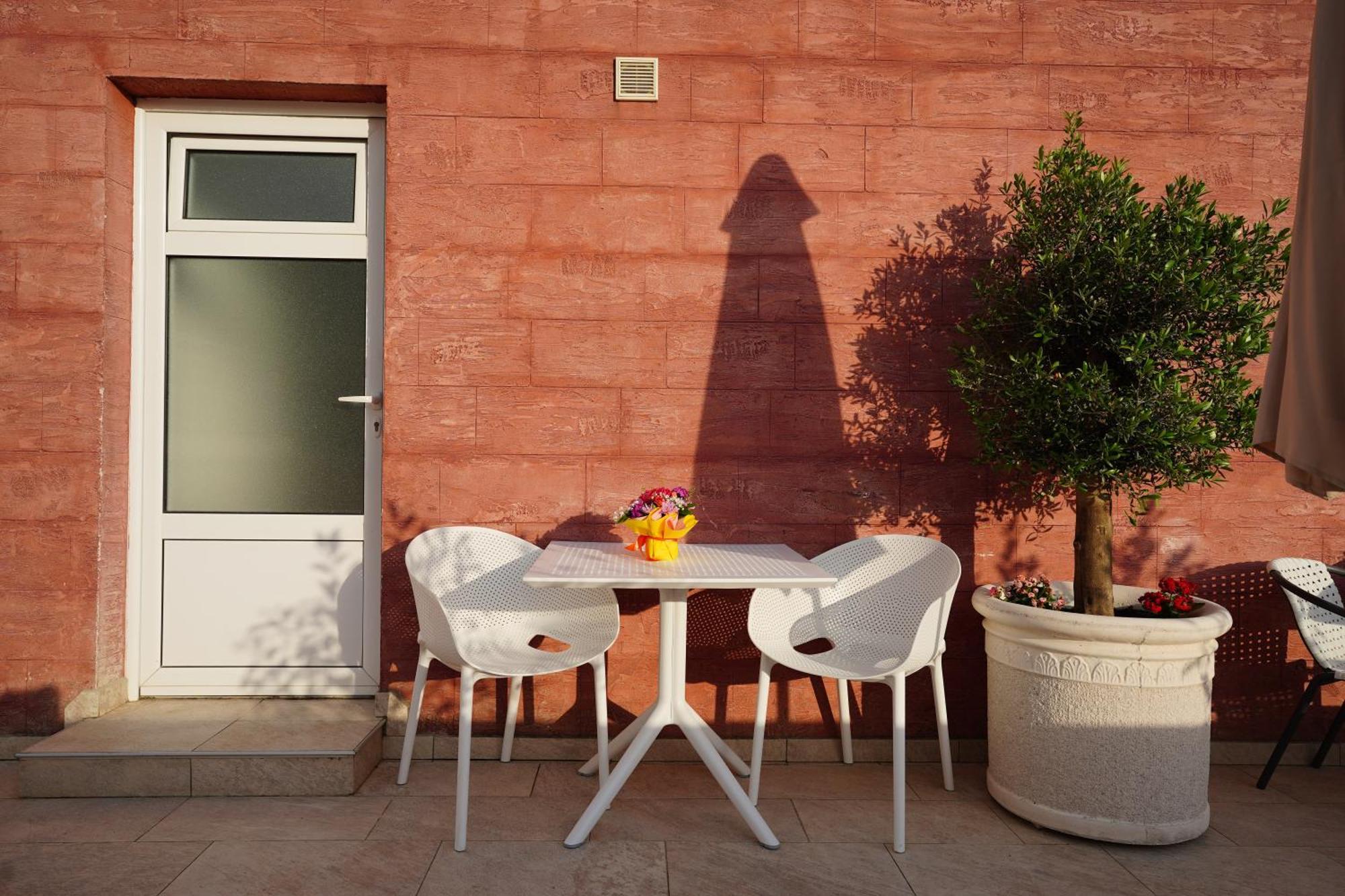Apartments Residence Dj Petrovac المظهر الخارجي الصورة